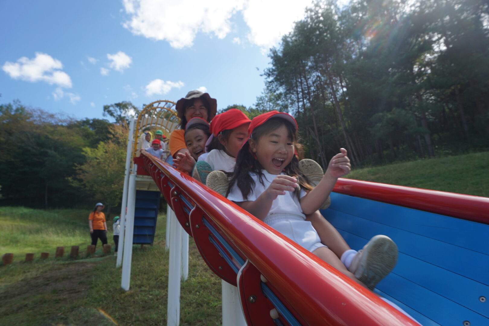 大型バスでレッツゴー！ | 西山幼稚園