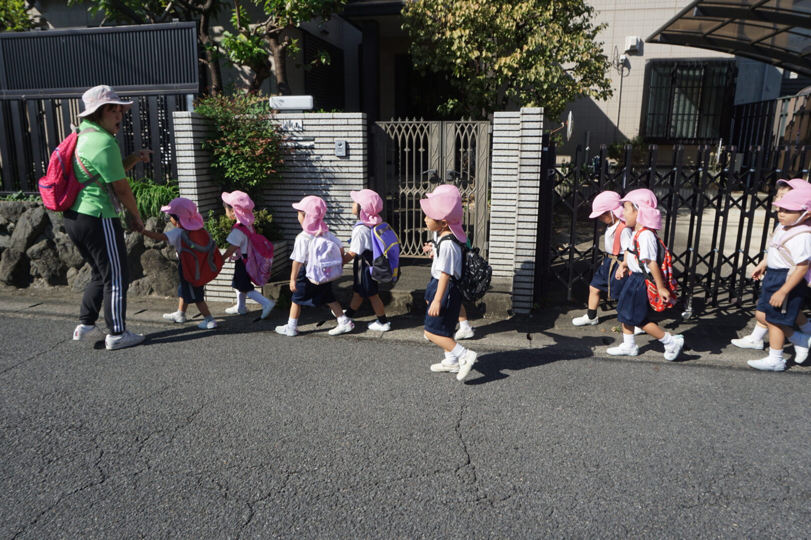 おさんぽにいったよ！ | 西山幼稚園